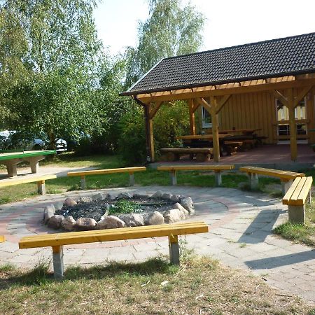 Gruppenbungalow-Waldhaus-Am Ferienpark Mirow Exteriér fotografie